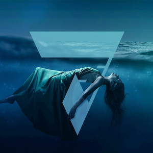 爆操白丝袜美女教头
